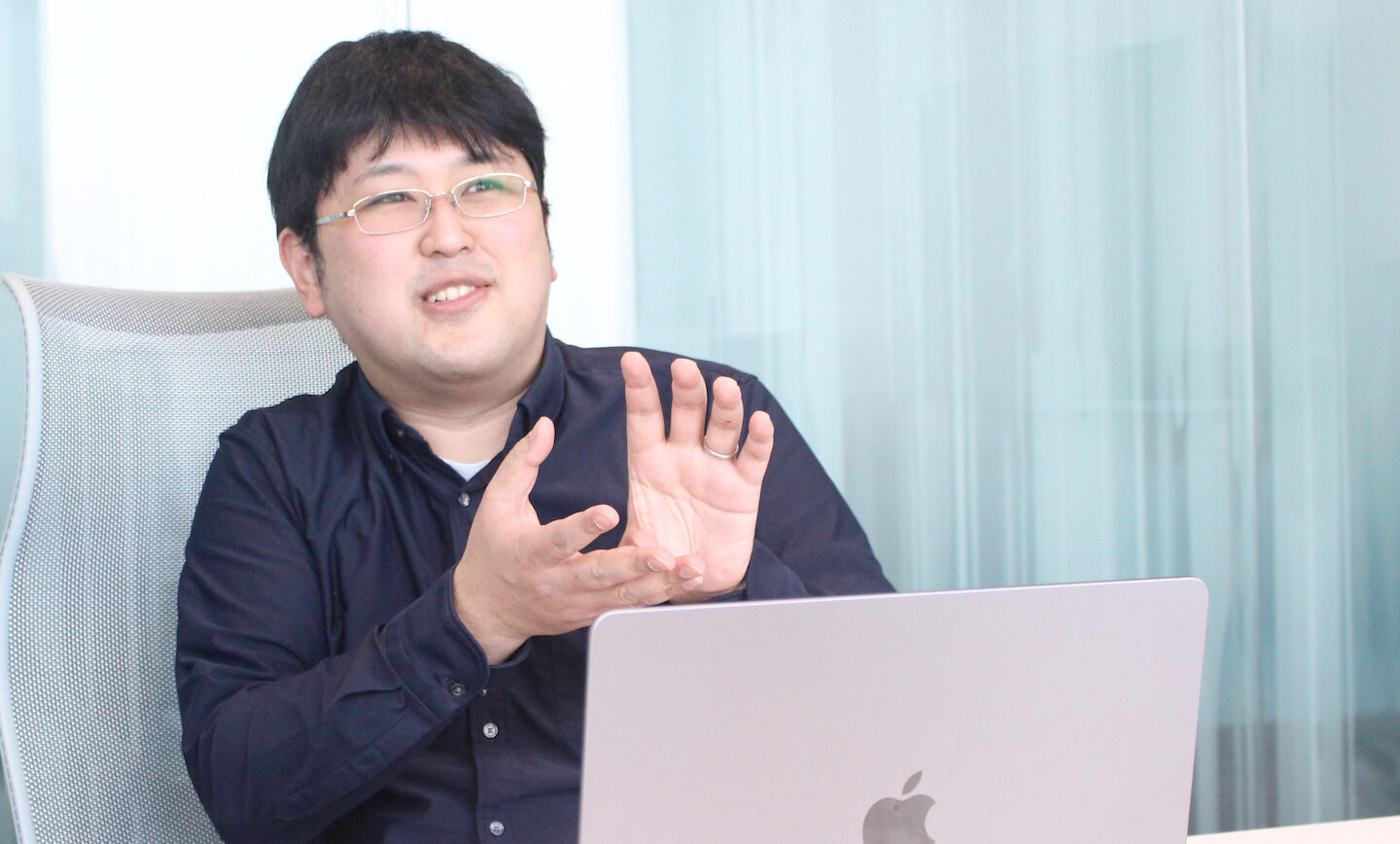 株式会社MIXI　吉野様